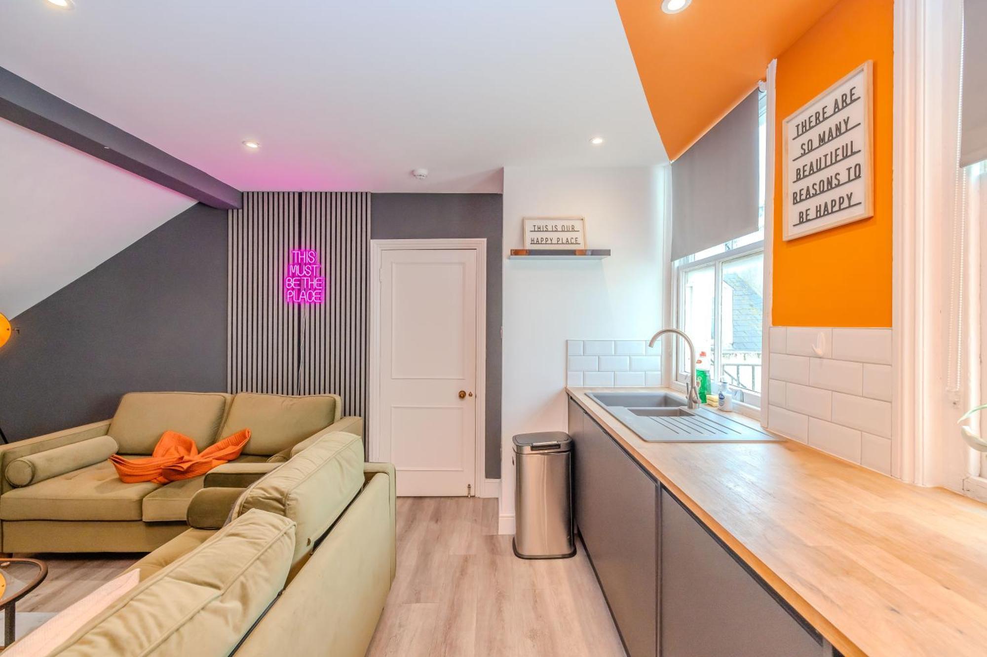 Luxe City Living L 2-Bedroom Flat With Free Parking Brighton Exterior photo